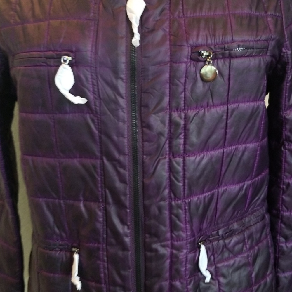 Yest Jacket - Picture 2 of 8